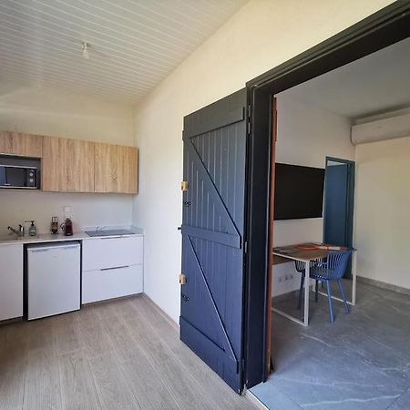 Studio Koton - 3 Etoiles - Deshaies Centre Εξωτερικό φωτογραφία