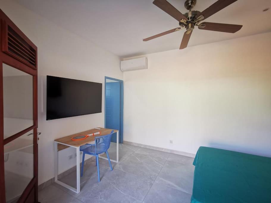 Studio Koton - 3 Etoiles - Deshaies Centre Εξωτερικό φωτογραφία